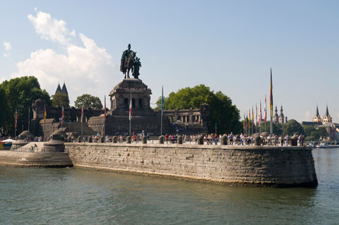 ociere sul Reno e Mosella da Strasburgo a Cochem. 